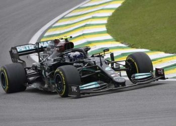 (Foto: Mercedes/Grande Prêmio)