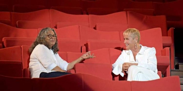 Xuxa e Marlene Mattos se reencontram depois de 19 anos de rompimento
