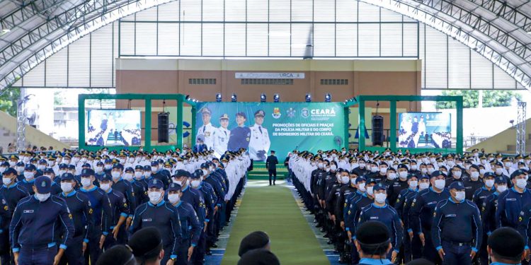 Em solenidades no Interior, Governo do Ceará promove quase 2 mil policiais