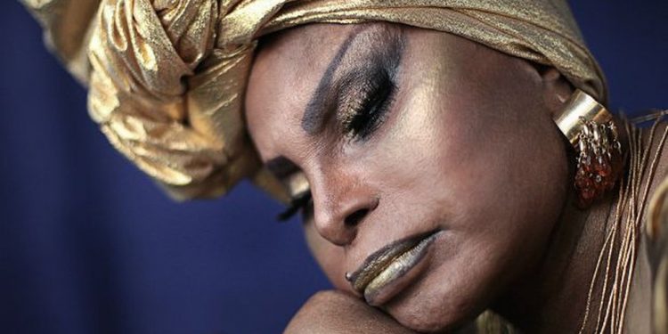 Empresário conta que Elza Soares falou a familiares em seus últimos momentos: ‘Acho que vou morrer’