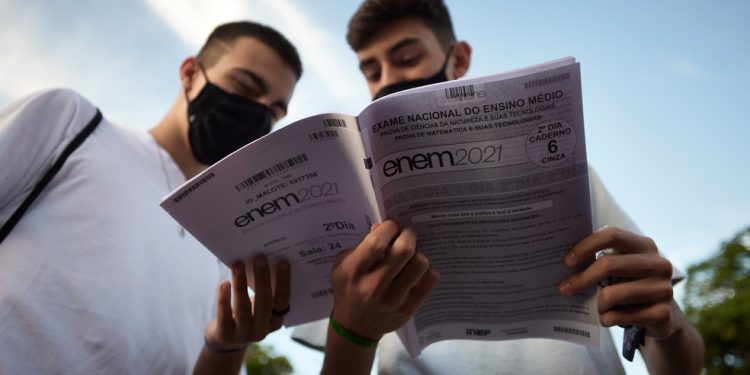 Reaplicação do Enem 2021: 1º dia de prova para quem perdeu o exame em novembro acontece neste domingo