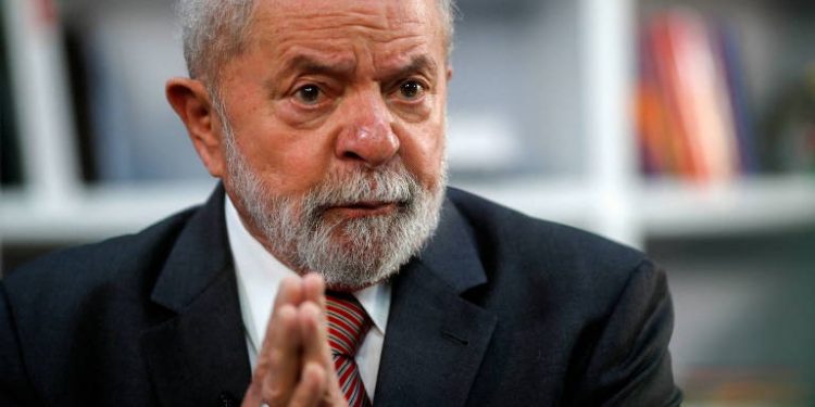 Lula celebra fim do caso tríplex e ataca Moro: ‘Quem era herói está virando bandido’