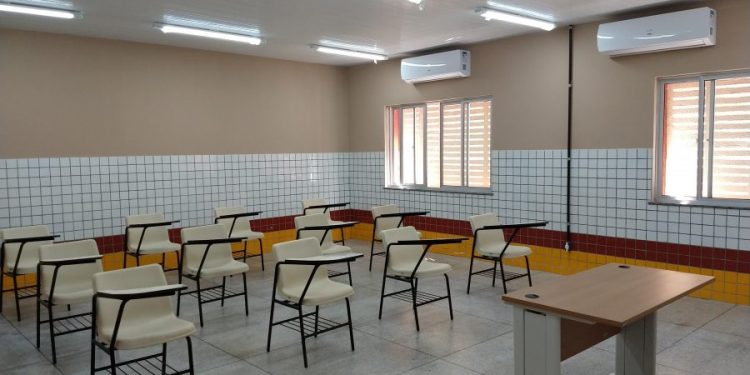 UFCA irá cobrar comprovante de vacina para alunos na volta às aulas