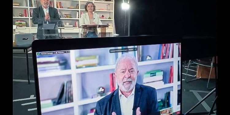 Lula diz que Bolsonaro é o presidente mais subserviente ao Congresso