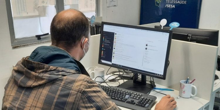 Serviço gratuito de Telessaúde da Sesa atende pessoas com Covid e síndrome gripal; saiba como acessar