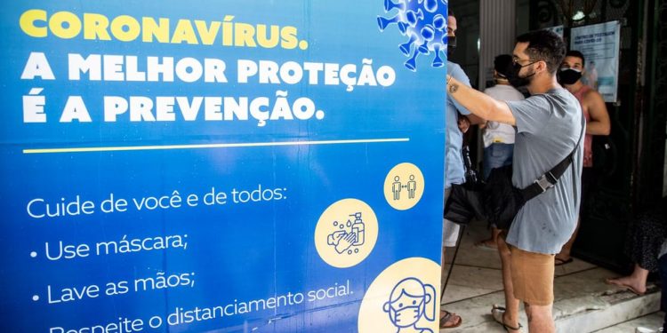 Pico da 3ª onda de Covid no Ceará deve ocorrer em fevereiro, projeta estudo