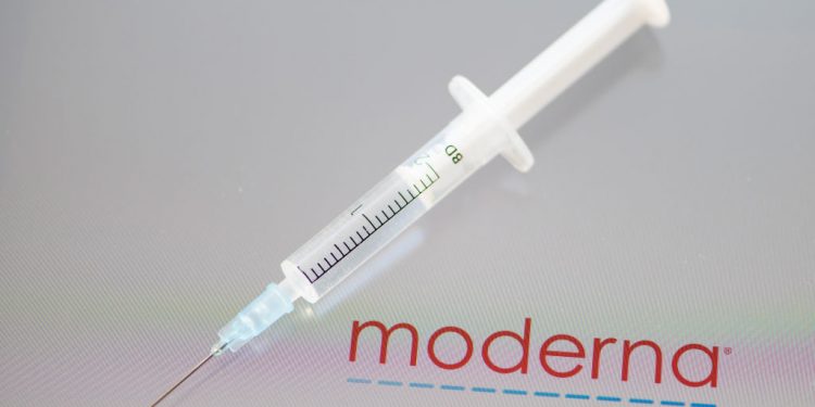 Moderna inicia testes em humanos para vacina contra o vírus HIV