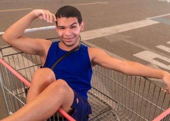 Vinícius chegou a dois milhões de seguidores no Instagram na manhã deste domingo (16) (Foto: Reprodução/Instagram)