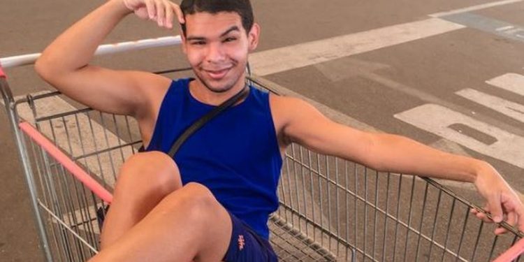 BBB22: cratense Vinicius alcança 2 milhões de seguidores no Instagram