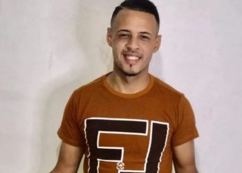O vocalista do Forró Thop, Antônio David Alexandrino de Oliveira, 32 anos, foi morto a tiro por um motorista enquanto trafegava de carro em Tauá, no interior do Ceará (Foto: Arquivo pessoal)