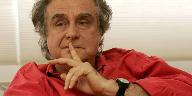 Morre o jornalista e cineasta Arnaldo Jabor aos 81 anos