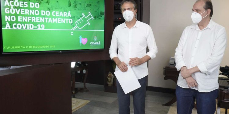 Camilo Santana aponta redução de casos na 3ª onda e mantém decreto sem alterações no Ceará