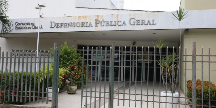 Concurso público da Defensoria Pública do Ceará é lançado com salários de R$ 27 mil (Foto: José Leomar)