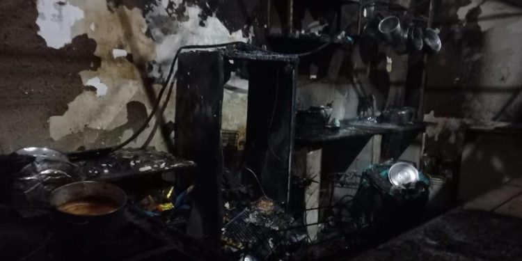 Box de lanches pega fogo no Mercado Central de Iguatu