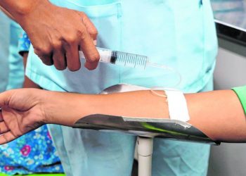 Em alguns casos, o tratamento consiste em hidratação venosa (Foto: Alex Pimentel)