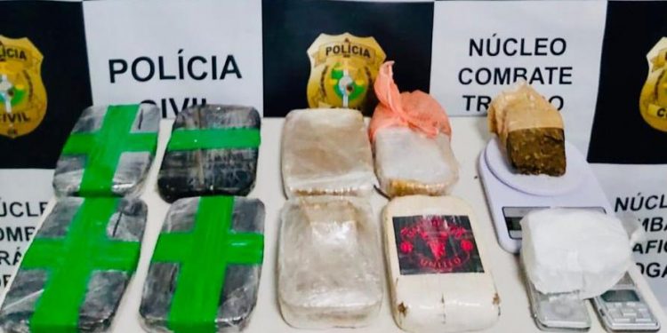 Cerca de nove quilos de drogas são apreendidas pela Polícia Civil em Barbalha