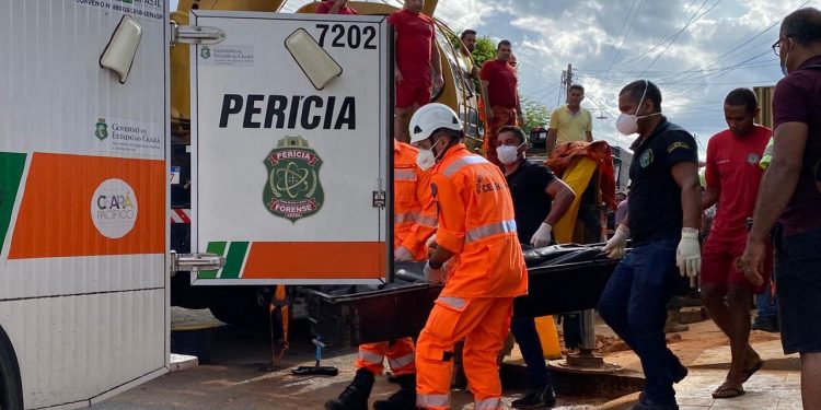Após mais de 70h, bombeiros resgatam corpo de mulher que caiu em cacimba em Juazeiro do Norte