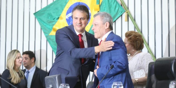 Camilo diz que apoio de Sarto a Roberto Cláudio é ‘posição pessoal’; nome sairá ‘no momento certo’