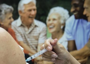 Até o início de maio, o Brasil registrou 24.571 casos de hospitalização por Síndrome Respiratória Aguda Grave (SRAG) (Foto: Marcelo Camargo/Agência Brasil)