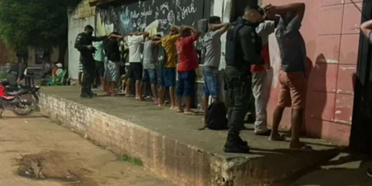 Fiscalização encerra festas irregulares de carnaval em Juazeiro do Norte