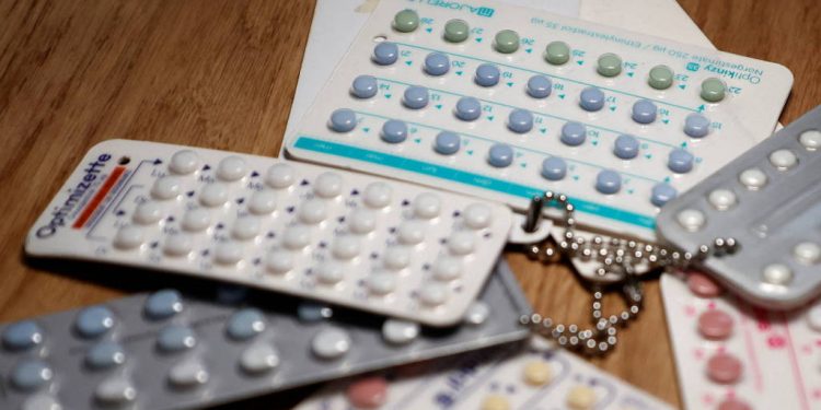 Pílula anticoncepcional masculina atinge 99% de eficácia em camundongos, dizem cientistas