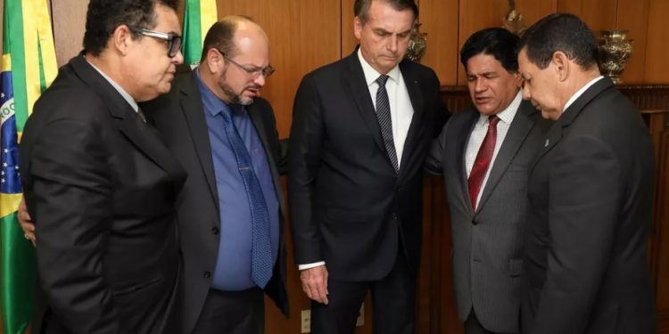 Registros do GSI apontam 35 acessos de pastor envolvido em suposto esquema do MEC a gabinetes do Planalto