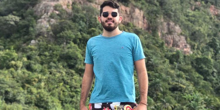 Jovem de 20 anos morre, e família denuncia negligência em hospital de Porteiras