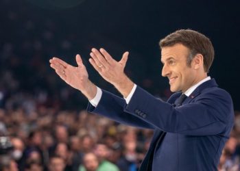 O presidente reeleito da França, Emmanuel Macron, durante evento de campanha no 1º turno (Foto: Reprodução/Facebook/Emmanuel Macron avec vous)