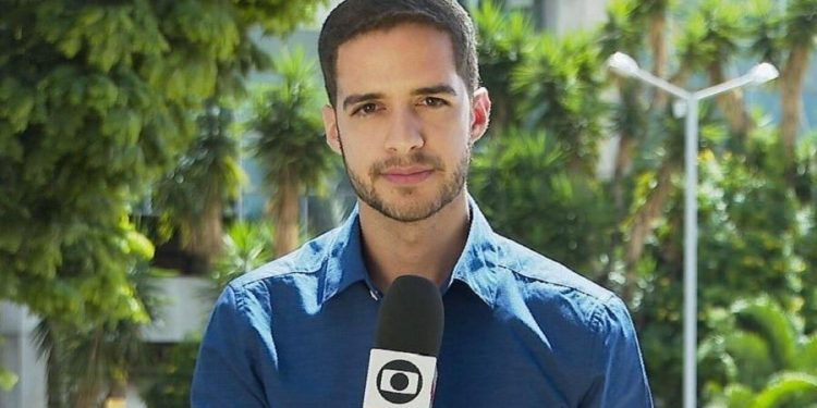 Jornalista Gabriel Luiz é extubado e está conversando, diz pai