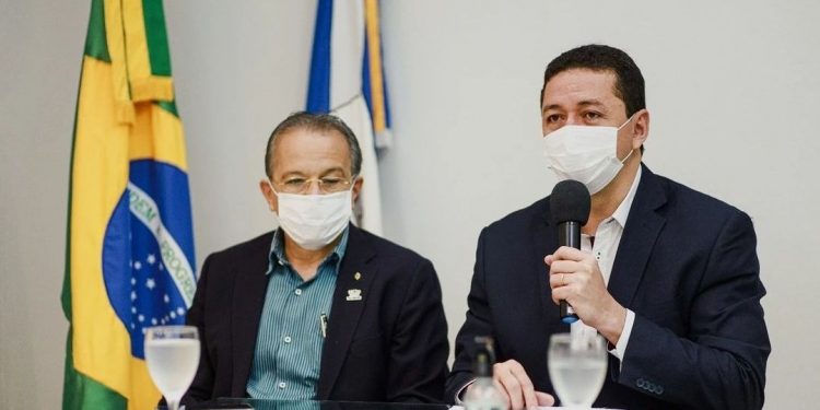 TRE-CE mantém prefeito e vice no cargo em Juazeiro do Norte após disputa judicial; caso segue para o TSE