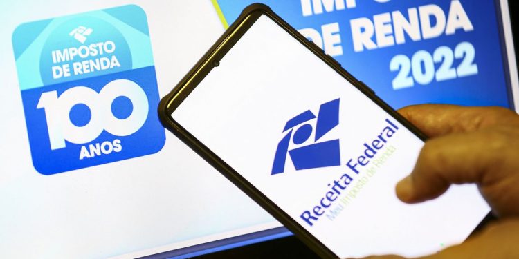 Receita Federal prorroga prazo para entrega da declaração do Imposto de Renda 2022; veja nova data