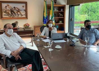 Izolda Cela se reúne com o Comitê Estadual de Enfrentamento à Pandemia (Foto: Divulgação/Governo do Ceará)