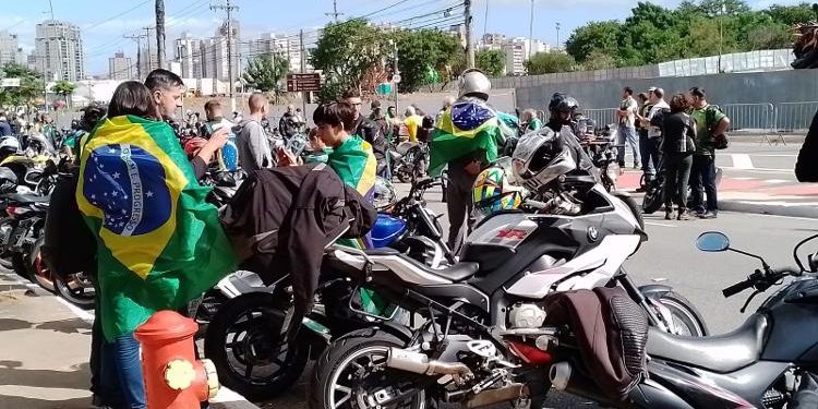 Fracasso total: ‘apocalipse de motos’ pró-Bolsonaro não passa de 4 mil