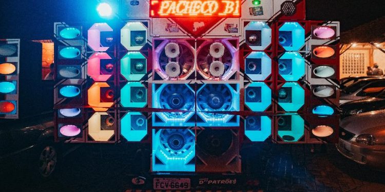 Paredões de som em espaços públicos estão proibidos no Ceará