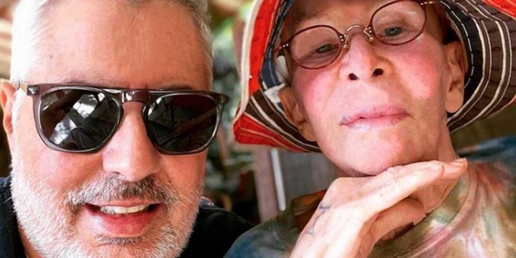 Rita Lee está curada de câncer no pulmão depois de ano intenso de tratamento