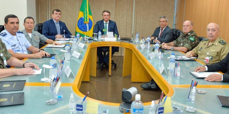 TSE aponta erros de militares e rejeita novas propostas para as eleições