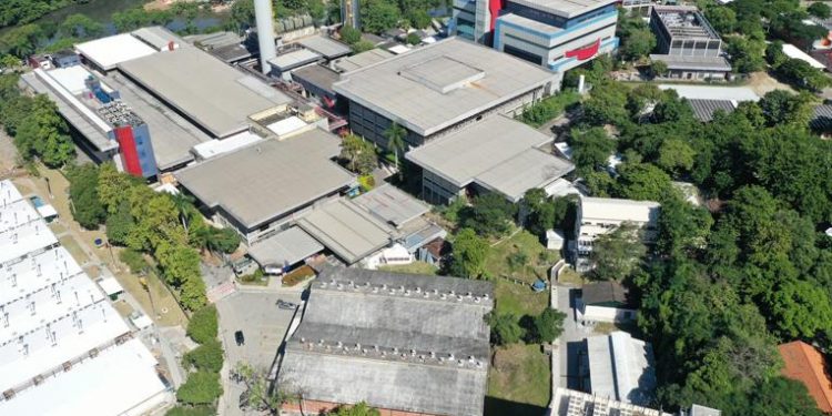 Fiocruz diz ter capacidade de produzir vacina emergencial contra a varíola no Brasil, se necessário