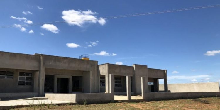 MEC deixa de realizar 239 pagamentos de obras em escolas do Ceará; atraso é de quase R$ 57 milhões