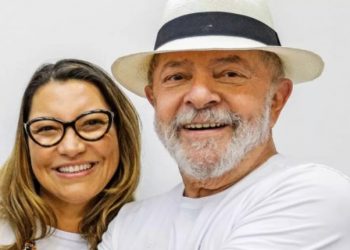 Jornal publica anúncio sobre casamento de Lula e Janja