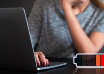 Bateria fraca? Colocar no freezer não vai adiantar (Foto: Pascal Kiszon/iStock)