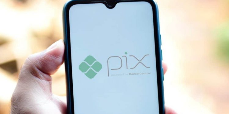 Pix já responde por 10% das vendas online no Brasil