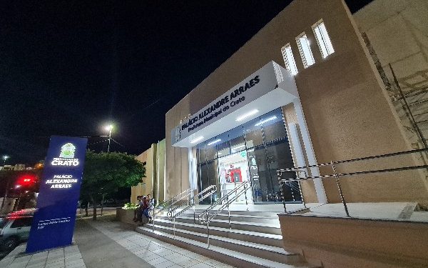 Prefeitura do Crato convoca aprovados em concurso público; veja edital de convocação