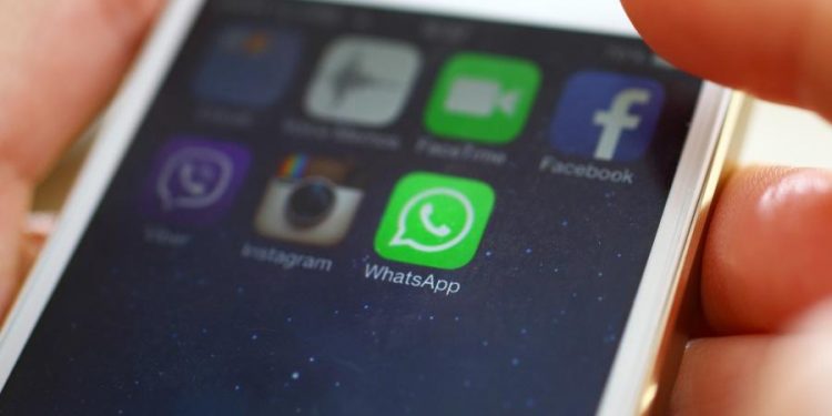 Descubra se uma pessoa tem conta no WhatsApp sem precisar salvar o número