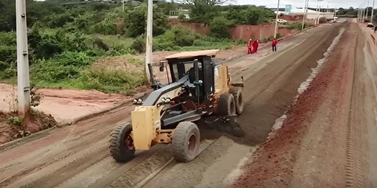 Metade das obras no trecho 5 do Anel Viário do Cariri já foi concluída