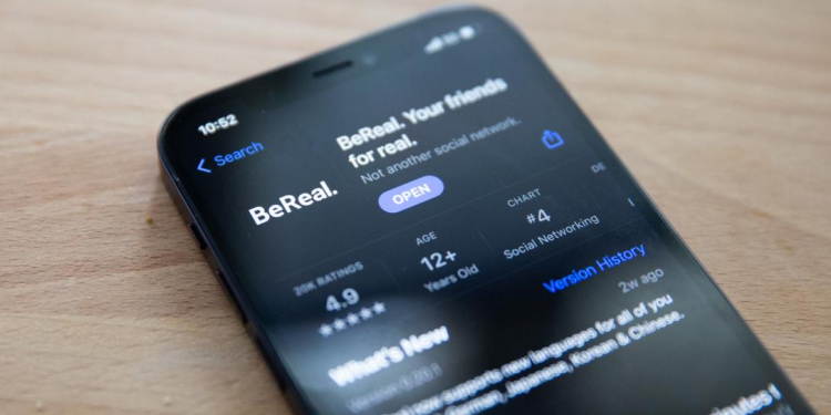 BeReal: a rede social para quem está cansado da vida produzida do Instagram; saiba como funciona