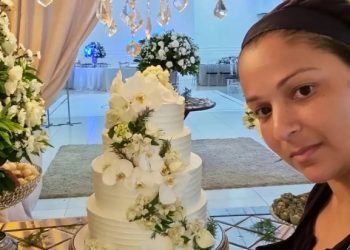 Simone atua no ramo da confeitaria em Joinville (Foto: Arquivo Pessoal/Divulgação)