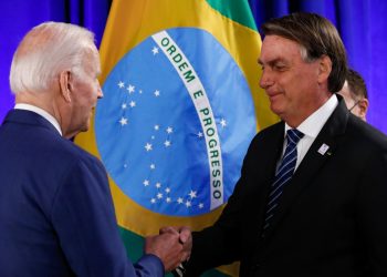 Jair Bolsonaro durante encontro com o Presidente dos Estados Unidos da América, Joe Biden (Foto: Alan Santos/PR/Reprodução)