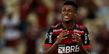 Bruno Henrique não deve mais atuar no Flamengo em 2022; saiba o motivo