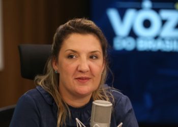 A secretária especial da Secretaria Especial de Produtividade e Competitividade, Daniella Marques, durante entrevista ao programa A Voz do Brasil (Foto: Valter Campanato/Agência Brasil)