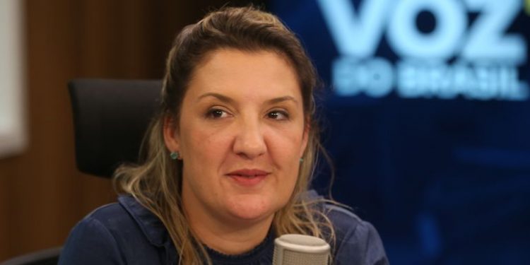 Daniella Marques, braço direito de Guedes, é nova presidente da Caixa